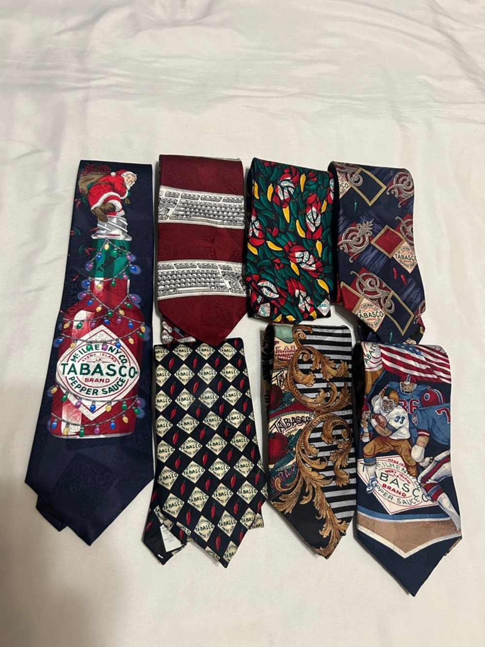 $5️⃣&🔟Sale Tabasco tie lot Christmas Football Peppers